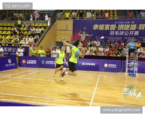 武汉羽毛球队与重庆羽毛球队赛后复盘分析灵活性表现与战术对比